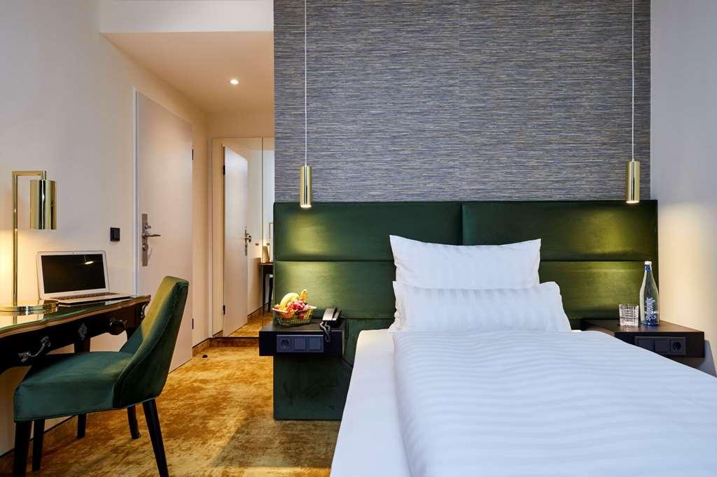 Das Carls Hotel Dusseldorf Bilik gambar